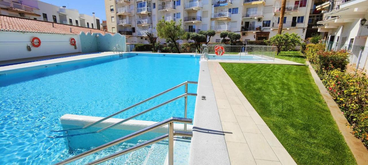 Ap379 Casa Seger Lägenhet Nerja Exteriör bild